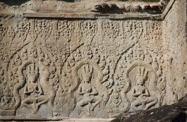 Angkor Wat Flachrelief tanzende Apsaras / Bas-relief dancing Apsaras