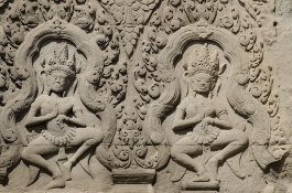 Angkor Wat Flachrelief tanzenden Apsaras / Bas-relief dancing Apsaras