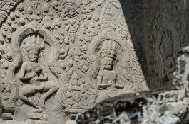 Angkor Wat Flachrelief tanzende Apsaras / Bas-relief dancing Apsaras