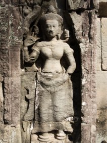 Devata of Banteay Kdei Devata in einer Nische im Banteay Kdei Tempel / Devata in a Niche at Banteay Kdei Temple