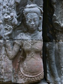Devata of Banteay Kdei Flachrelief einer Devata im Banteay Kdei Tempel / Bas Relief of a Devata at Banteay Kdei Temple