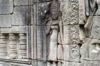Walls of the Devata Devata Skulptur an einer Wand im Banteay Kdei Tempel / Devata Sculpture at a Wall at Banteay Kdei Temple