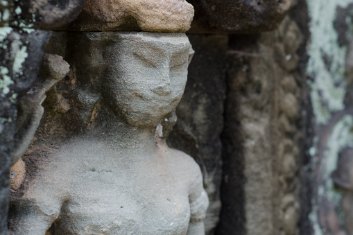 Banteay Prei Porträt einer Devata im Banteay Prei Temple / Portrait of a Devata at Banteay Prei Temple