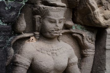 Banteay Prei Porträt einer Devata im Banteay Prei Temple / Portrait of a Devata at Banteay Prei Temple