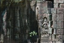 Banteay Prei Devata in einer Nische im Banteay Prei Tempel / Devata in a niche at Banteay Prei Temple