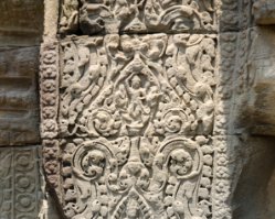 Banteay Thom Stone carving at Banteay Thom Temple
