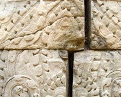 Banteay Thom Stone carving at Banteay Thom Temple