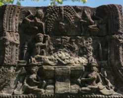 Banteay Thom Pediment - Buddha with female worshippers