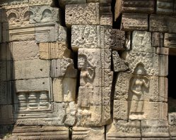 Banteay Thom Wall with Devatas at Banteay Thom Temple