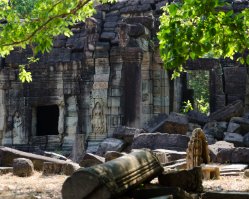 Banteay Thom Banteay Thom Temple Views