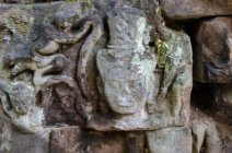 Krol Ko Temple Detail eines Giebels im Krol Ko Tempel / Detail of a pediment at Krol Ko temple