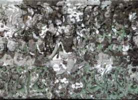 Preah Pithu Tempel T (481)  Sturz, der Vishnu und das Rühren des Milchmeeres im Tempel T (481) zeigt / Lintel showing Vishnu and the Churning of the Sea of Milk at Temple T (481)