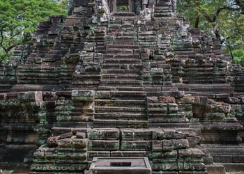 Preah Pithu temple ruin